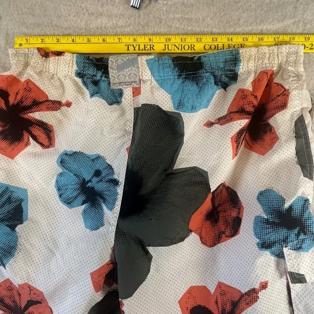 Banana Split‎ USA Mens XL Board Shorts Tropical Hibiscus Floral Mesh Lined White